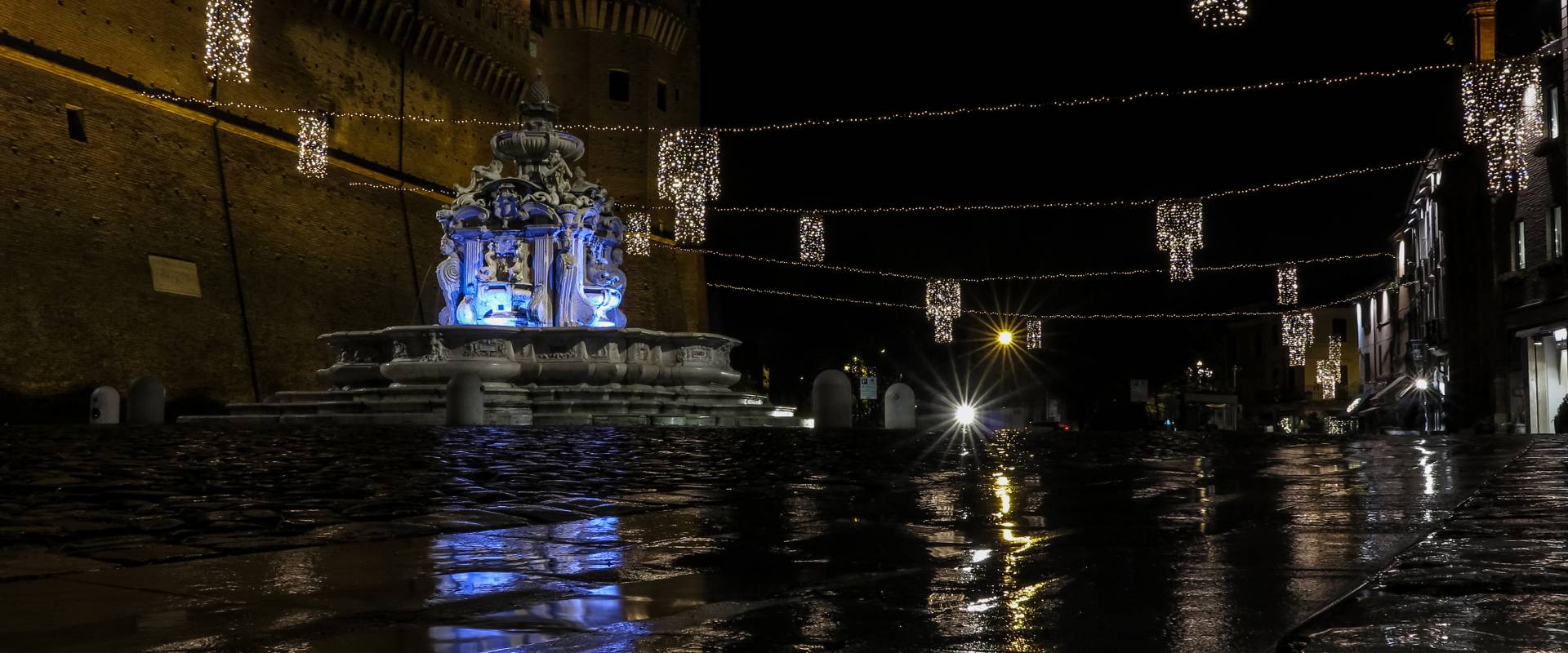 Piazza del Popolo nel periodo natalizio - 1 photo by Pierpaoloturchi